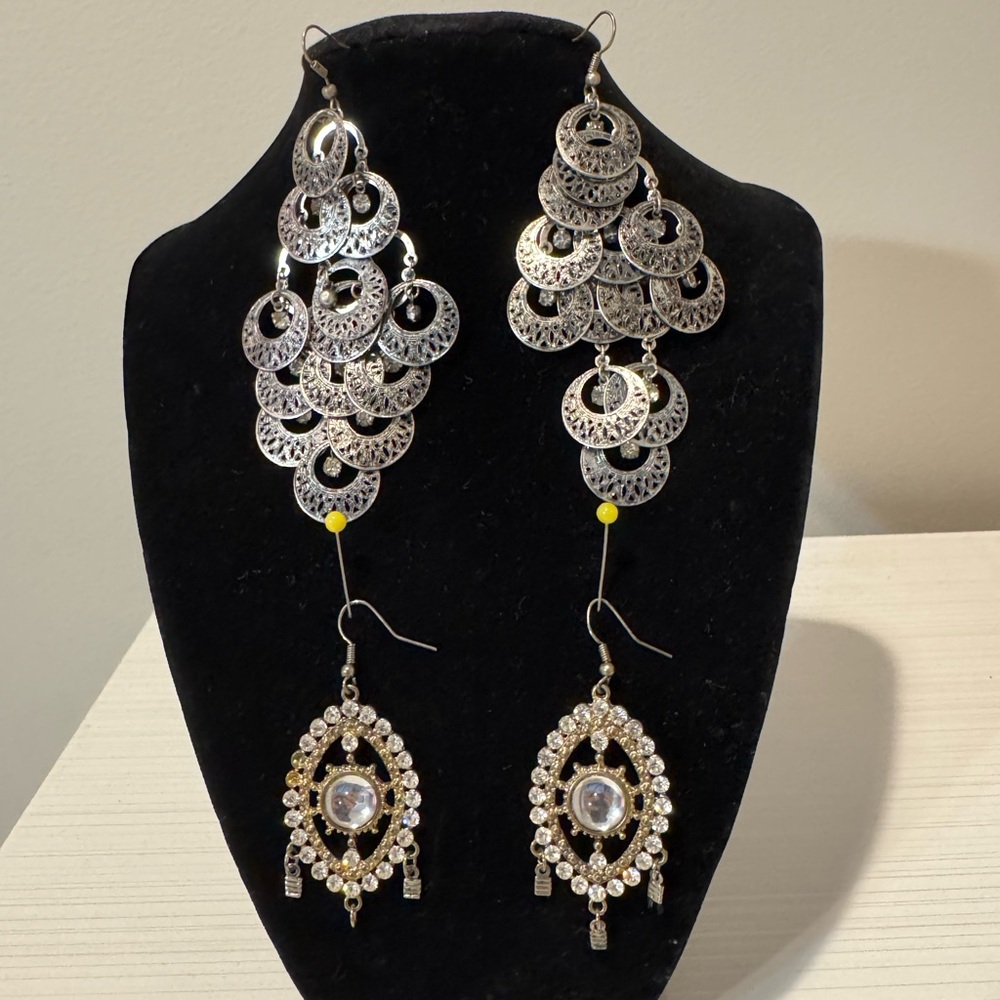 Elegant Silver tone Chandelier Earrings